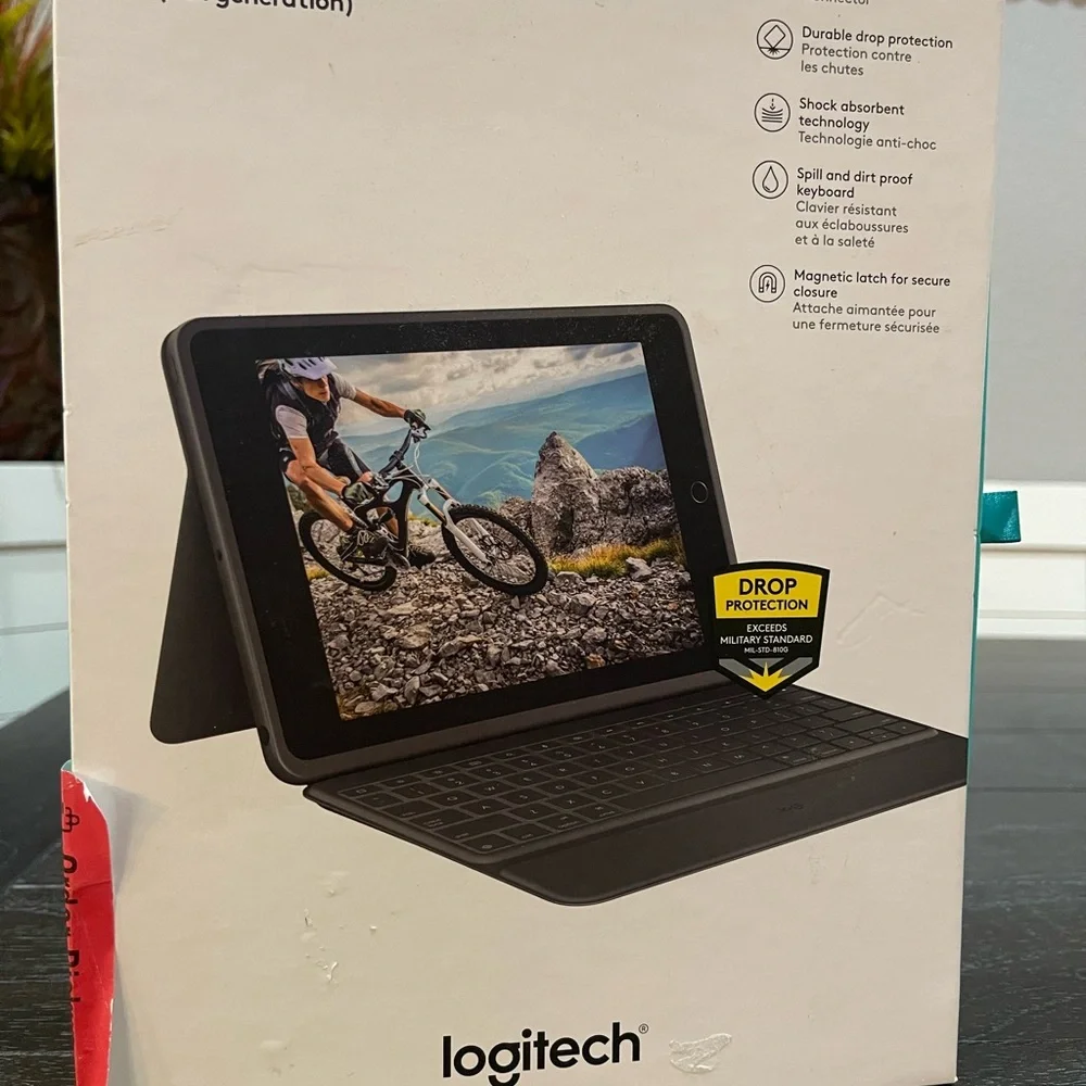 Logitech Apple IPad (7th, 8th, 9th Gen) Rugged Case with Integrated Keyboard